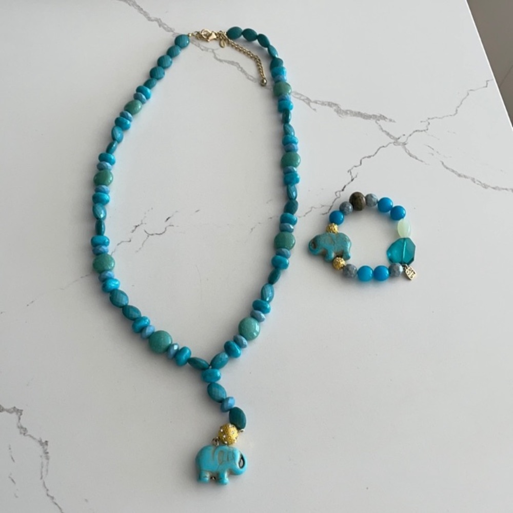 Chico's Blue Elephant Necklace and Bracelet Set